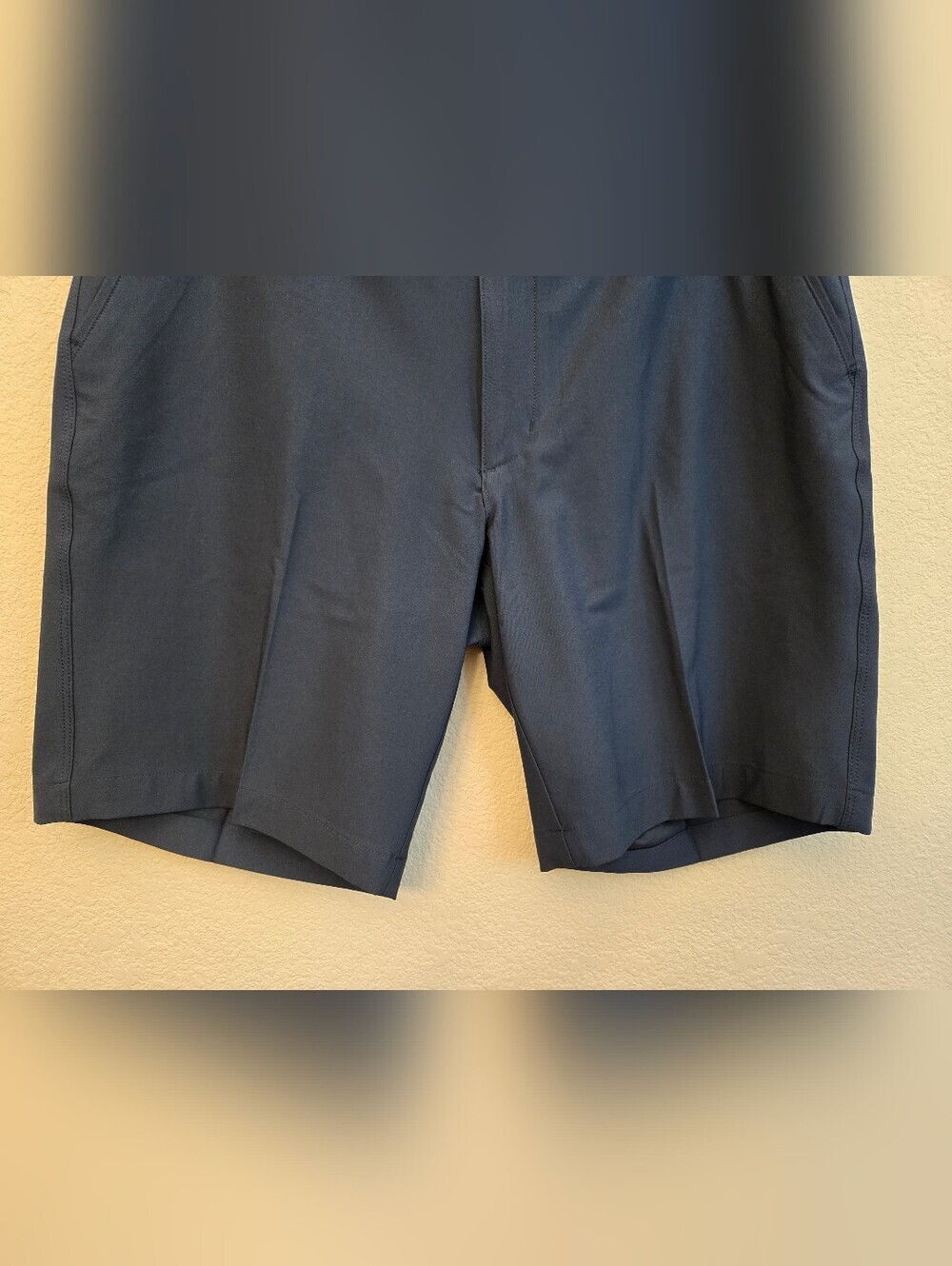 Greg Norman Men's Performance Shorts Sz 34 Stretch Comfort Golf Tennis Walking - Picture 4 of 12